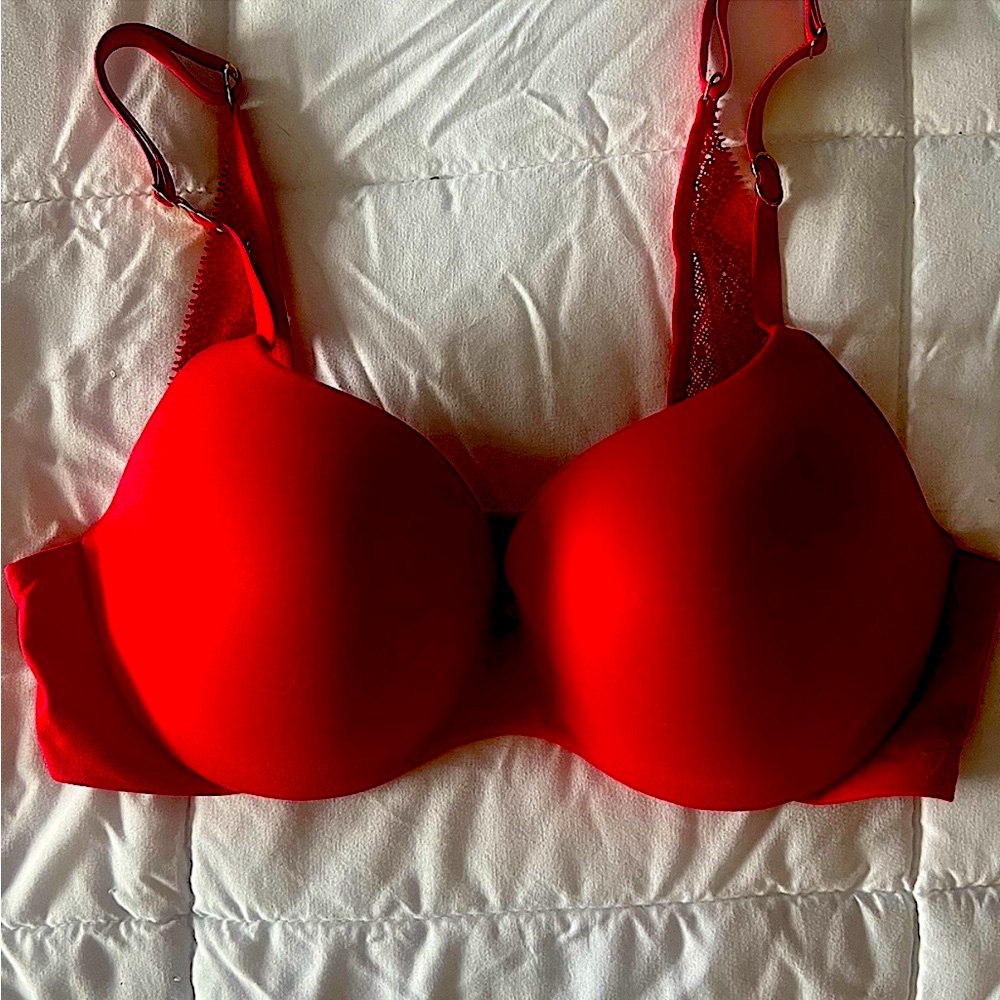 Victoria's Secret Red Full-Coverage Bra